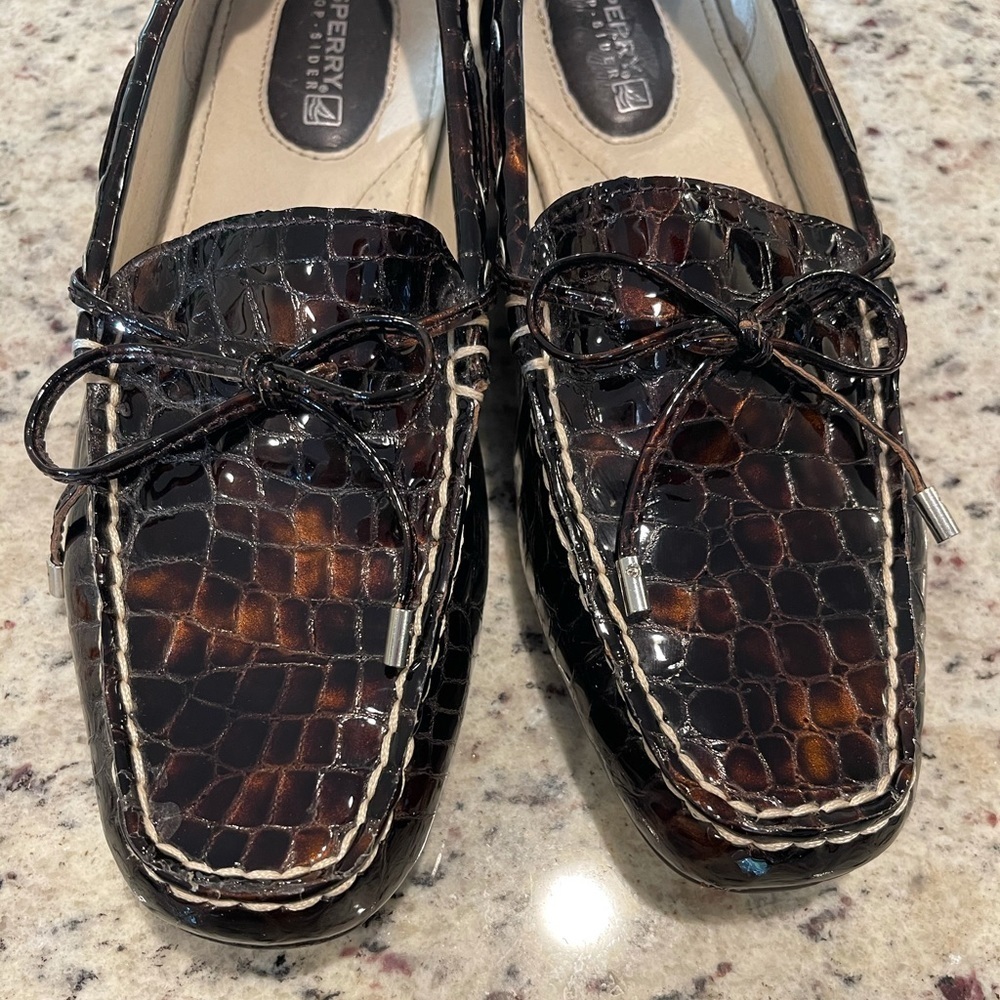 Sperry Topsider Leather Flats - Picture 2 of 6